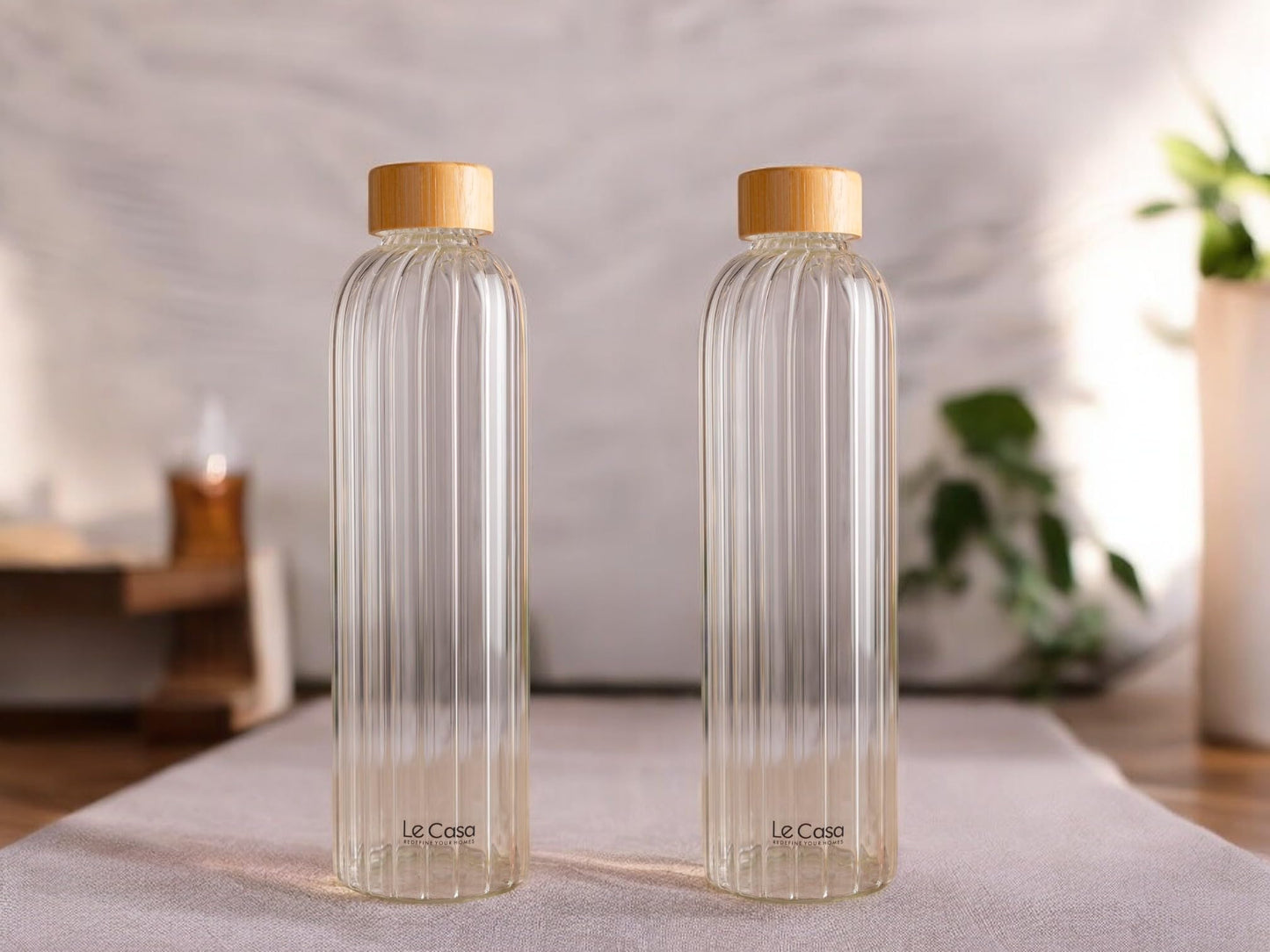 Madie Borosilicate Water Bottle With Bamboo Screw Lid 1000ML Each | Set Of - 2 Bottles | 100% Borosilicate Glass With ISO Certification | BPA Free, Rust Proof, Leakage Proof, Eco Friendly |